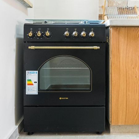 3Bdrgerman Colony Apartment Baitulmaqdis Luaran gambar